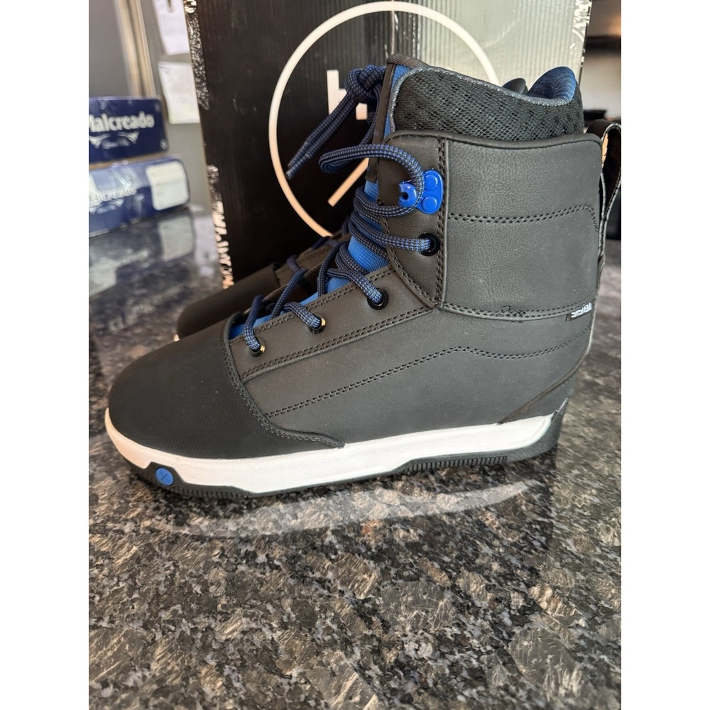 Hyperlite Distortion System Wakeboard Boots - 2023 Blue Black. NWB Size 12 Men's